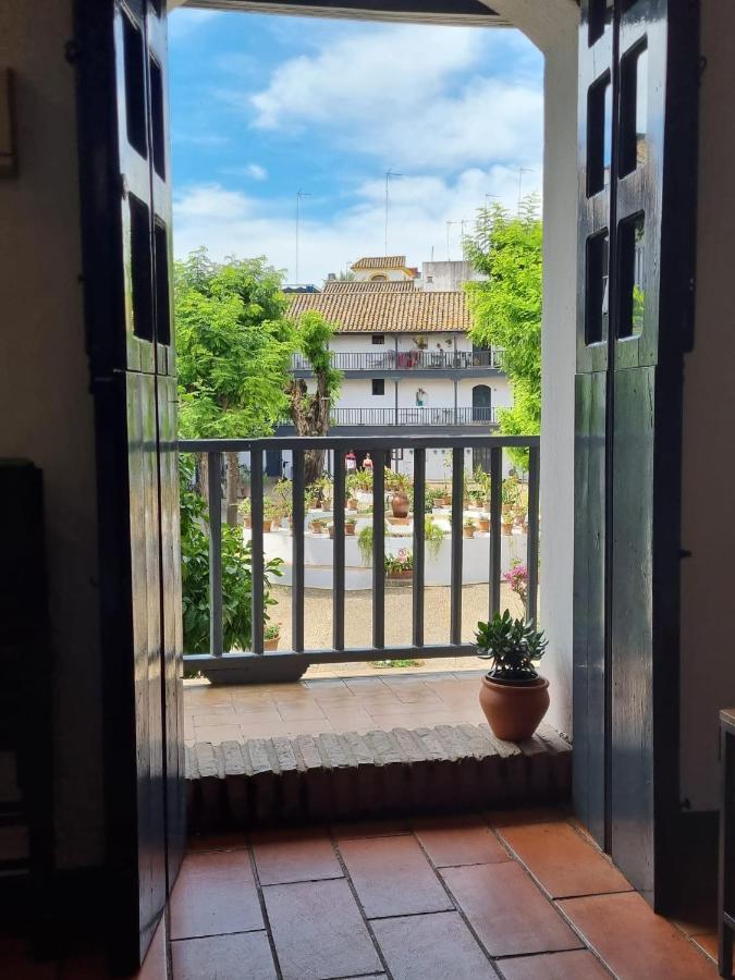 Apartamento Con Patio Sevillano ภายนอก รูปภาพ