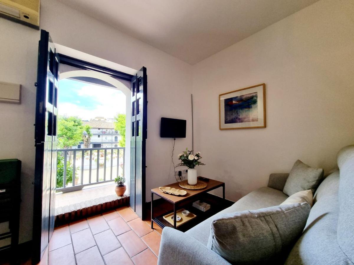 Apartamento Con Patio Sevillano ภายนอก รูปภาพ